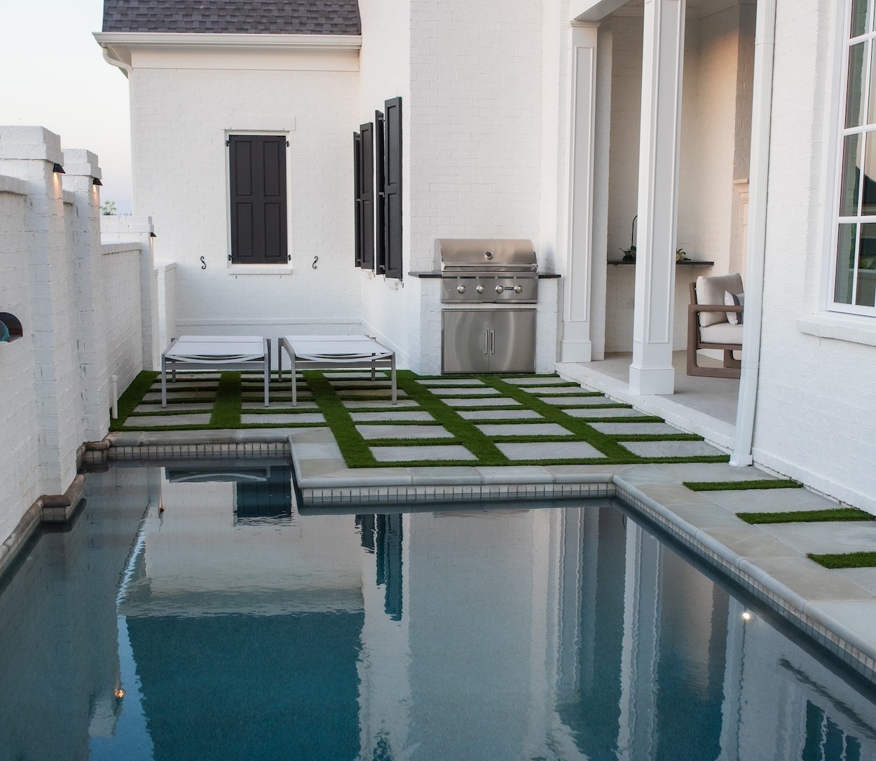 artificial grass by dip pool